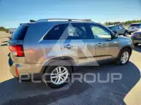 2014 KIA Sorento photo
