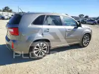 2014 KIA Sorento photo