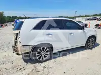 2014 KIA Sorento photo