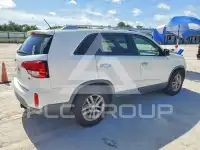 2014 KIA Sorento photo