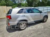 2014 KIA Sorento photo