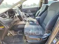 2014 KIA Rondo photo