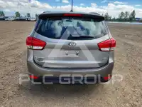 2014 KIA Rondo photo