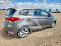 2014 KIA Rondo photo