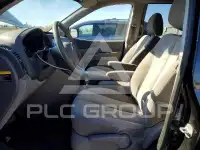 2014 KIA Sedona photo