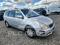 2014 KIA Sedona фото