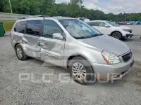 2014 KIA Sedona photo