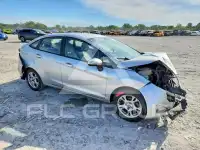 2014 Ford FIESTA фото