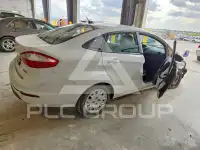 2014 Ford FIESTA фото