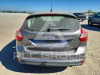 2014 Ford FOCUS photo