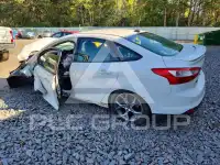2014 Ford FOCUS фото