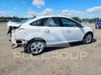 2014 Ford FOCUS фото