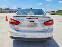 2014 Ford FOCUS фото