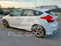 2014 Ford FOCUS фото