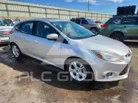 2014 Ford FOCUS фото