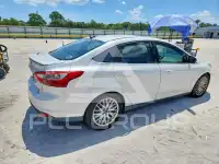 2014 Ford FOCUS фото