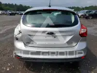 2014 Ford FOCUS photo