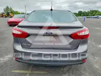 2014 Ford FOCUS фото