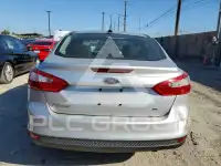 2014 Ford FOCUS фото