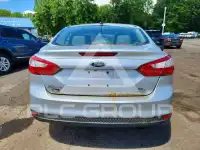 2014 Ford FOCUS фото