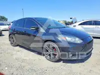 2014 Ford FOCUS фото