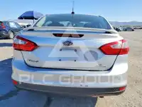 2014 Ford FOCUS фото