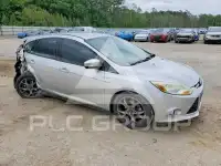 2014 Ford FOCUS фото