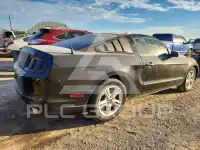 2014 Ford MUSTANG photo
