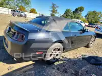 2014 Ford MUSTANG photo