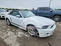 2014 Ford MUSTANG photo