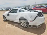 2014 Ford MUSTANG photo