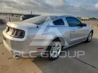 2014 Ford MUSTANG photo