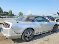 2014 Ford MUSTANG фото