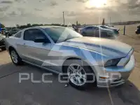 2014 Ford MUSTANG photo