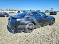 2014 Ford MUSTANG фото