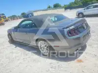 2014 Ford MUSTANG photo