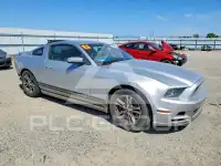 2014 Ford MUSTANG фото