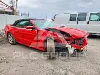 2014 Ford MUSTANG photo