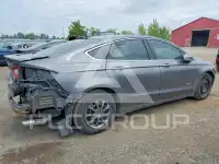 2014 Ford FUSION photo