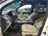 2014 Ford EXPLORER photo