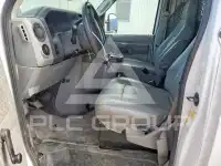 2014 Ford E-150 фото
