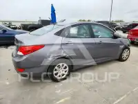2014 Hyundai Accent photo
