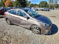 2014 Hyundai Accent photo