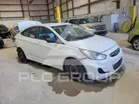 2014 Hyundai Accent photo