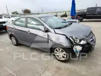2014 Hyundai Accent photo