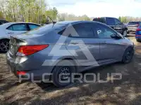 2014 Hyundai Accent photo