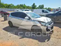 2014 Hyundai Accent photo