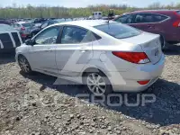 2014 Hyundai Accent photo