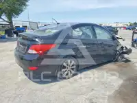2014 Hyundai Accent photo