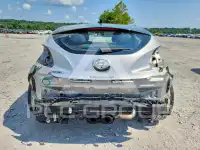 2014 Hyundai Veloster photo